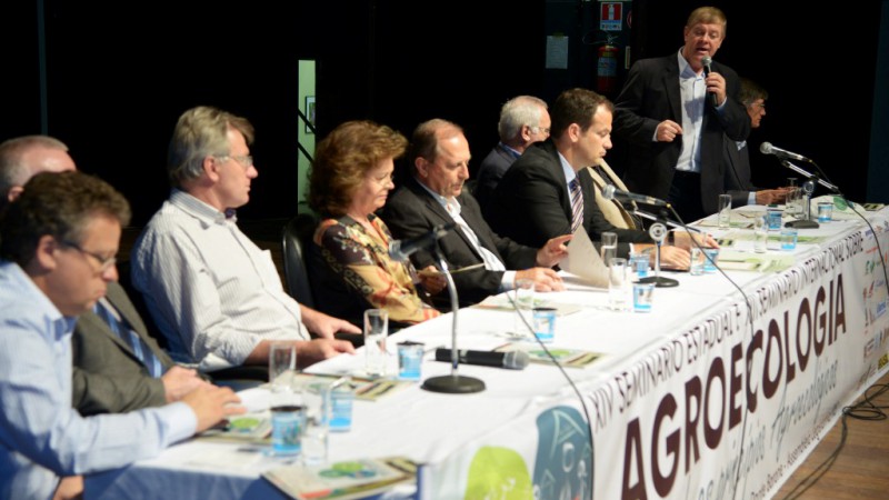 Lino De David destacou os avanços nas políticas públicas de incentivo à produção orgânica: Emater/RS-Ascar acompanha 22 mil produtores agroecológicos e em transição