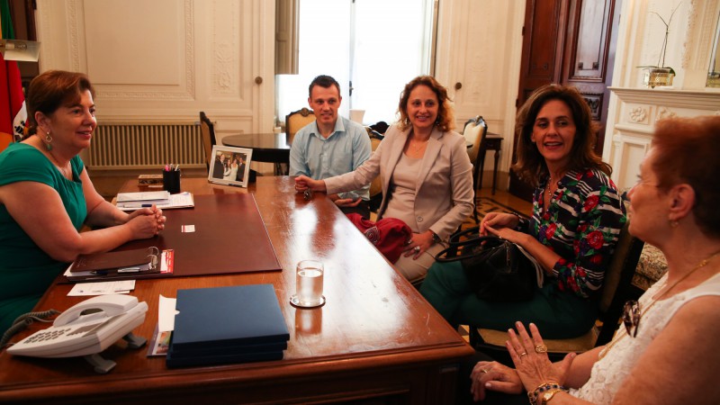 Dirigentes do Instituto Lojas Renner foram recebidos por Maria Helena Sartori