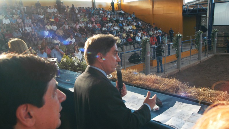 Governador Germano Rigotto participa do Remate BT Paineiras. Local: Parque de Exposições Assis Brasil.