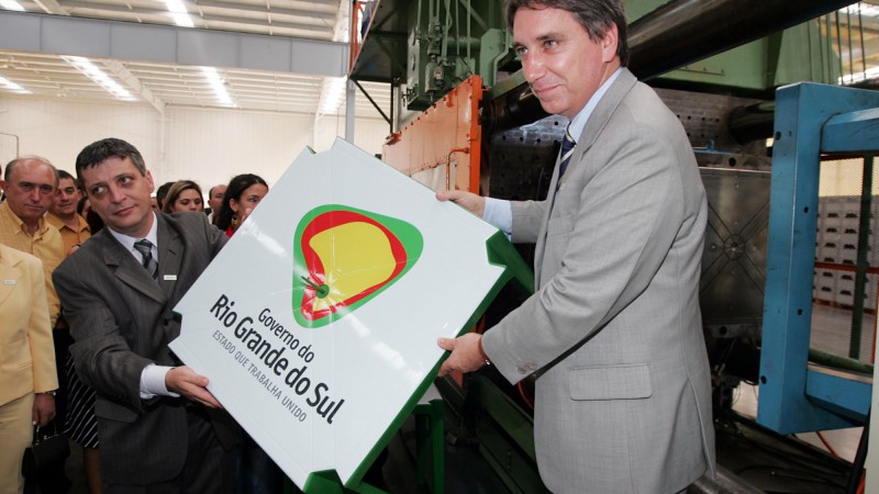 Governador do Estado Germano Rigotto participa da inauguração da nova unidade industrial da empresa Cortiana Plásticos Ltda.