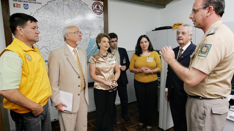 O secretário extraordinário da Irrigação, Rogério Porto, durante encontro com os cientistas do INPE (Instituto Nacional de Pesquisas Espaciais), José Machado, presidente da ANA (Agencia Nacional de Águas), o Tenente Coronel Forlim e o Major Medina