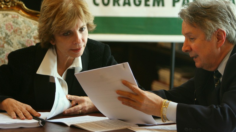 A governadora Yeda Crusius durante apresentação do Plano Diretor do Sistema Penitenciário do Rio Grande do Sul pelo secretário de Segurança Pública, José Francisco Mallmann.