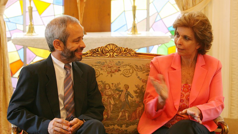 A governadora, Yeda Crusius, em audiência com o diretor de Varejo da Dimed S.A. Distribuidora de Medicamentos/Panvel, Luiz Antônio Damado dos Santos.