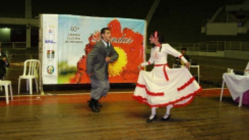 O governo do Estado, através da Coordenadoria Estadual da Mulher, ligada ao Gabinete da Governadora, apoiou a realização da 40ª Ciranda Cultural de Prendas da Fase Regional da 1ª Região Tradicionalista que reúne os municípios de Porto Alegre, Viamão,