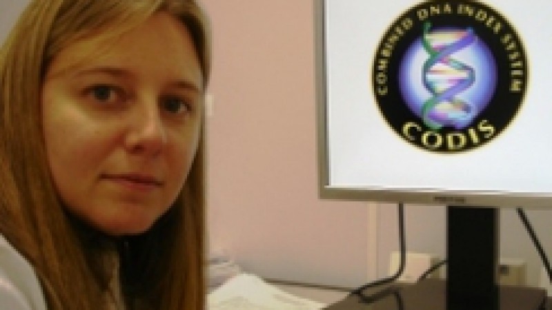 O governo do Estado, por meio da Secretaria da Segurança Pública e do Instituto-Geral de Perícias (IGP), está enviando um profissional da área de perícia genética forense para auxiliar nos trabalhos de identificação das vítimas do acidente aéreo com o