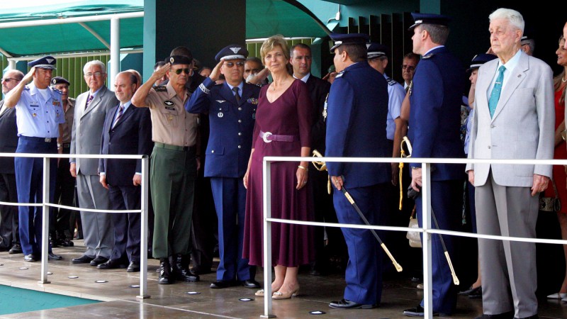 Governadora Yeda Crusius, durante cerimônia militar alusiva à passagem de comando da Base Aérea de Santa Maria.