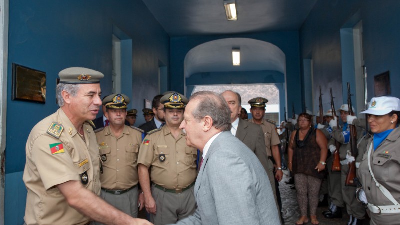 Governador Tarso Genro na Solenidade de conclusão de curso dos Capitães do Curso Avançado de Administração Policial Militar 2011