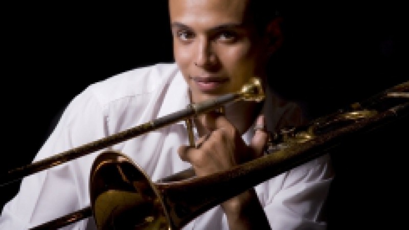 Primeiro colocado na categoria solo, José Milton Vieira ganhou uma viagem para a Julliard School of Music, em Nova York, e ainda apresentará cinco recitais em diversos teatros do Estado de São Paulo na temporada 2012 O primeiro trombonista da Ospa, José