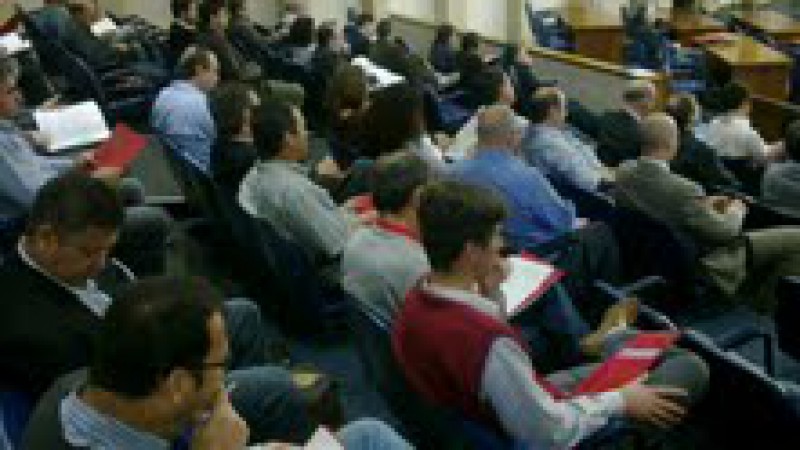 Fortalecer a cidade de Santa Maria como polo gerador de desenvolvimento regional e da articula&ccedil;&atilde;o da sociedade civil da regi&atilde;o Centro. Esta foi uma das principais reivindica&ccedil;&otilde;es levantadas por representantes de 42 munic&iacute;pios presentes ao Semin&aacute;rio