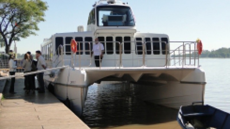 A Marinha do Brasil liberou a hidrovia para o trajeto Porto Alegre/Gua&iacute;ba. O comunicado extra-oficial foi feito, na manh&atilde; desta sexta-feira (30), ao superintendente Vanderlan Vasconselos. Com a libera&ccedil;&atilde;o da hidrovia, a Catsul, empresa que tem a concess&atilde;o
