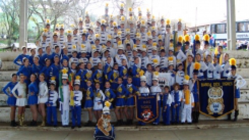 A Banda dos Tigres, da Escola Estadual de Ensino M&eacute;dio Arroio do Tigre, de Arroio do Tigre, completar&aacute; 12 anos de funda&ccedil;&atilde;o, nesta quinta-feira (02). Uma confraterniza&ccedil;&atilde;o entre os atuais integrantes marcar&aacute; a passagem da data. A banda &eacute; tradicional e uma