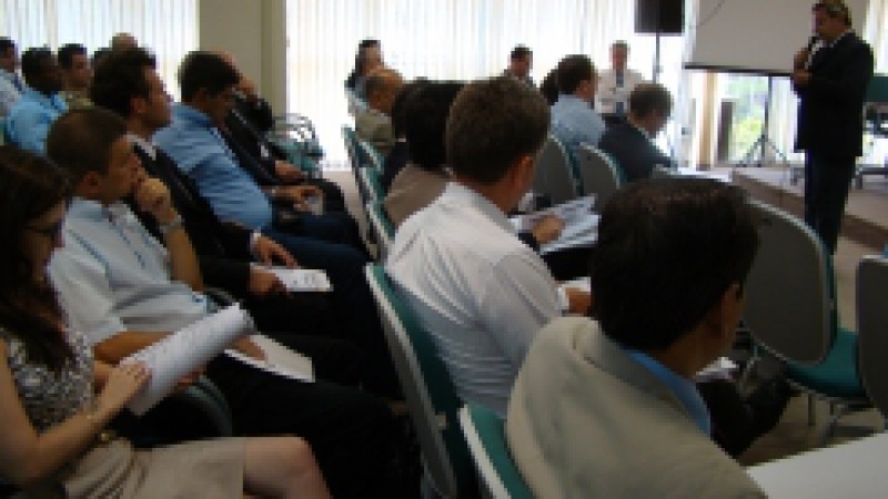 A Secretaria de Planejamento Gest&atilde;o e Participa&ccedil;&atilde;o Cidad&atilde; realizou, nesta quarta-feira (02), no audit&oacute;rio do 10&deg; andar do Centro Administrativo, dois encontros preparat&oacute;rios &agrave; elabora&ccedil;&atilde;o do Plano Plurianual (PPA) Participativo. Pela manh&atilde;, servidores