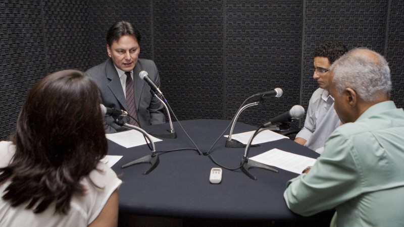 30.01.12: Programa RS Sem Fronteiras, produzido pelo departamento de rádio da Secom, com a participação do chefe da Casa Civil Carlos Pestana. (Foto para programa de rádio)