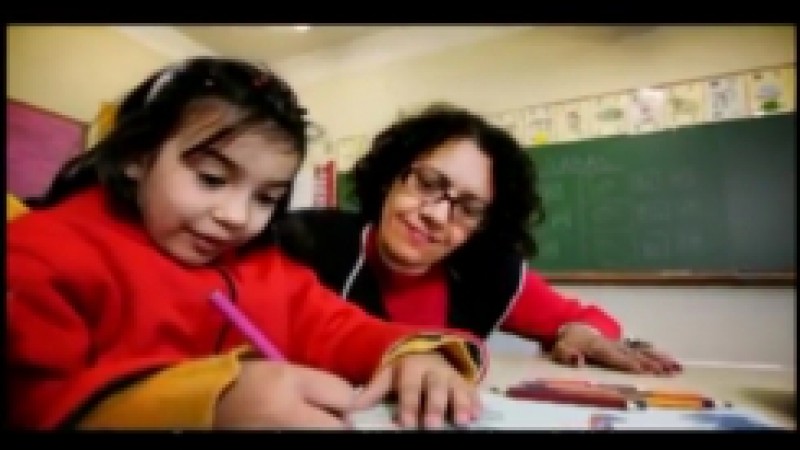 O programa RS Mais desta semana aborda os investimentos do Governo do Estado na área da educação, como obras em mais de 400 escolas e o fim das salas de aula de lata. O vídeo vai ao ar nas emissoras de televisão de sinal aberto, na noite desta