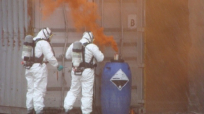O Porto do Rio Grande realizou, na terça-feira (3), o 2º Simulado do Plano de Emergência Individual (PEI), no Porto Novo. A ação para prevenção de acidentes ambientais incluiu um vazamento químico simulado em terra e outro de óleo em água. A Ecosorb,