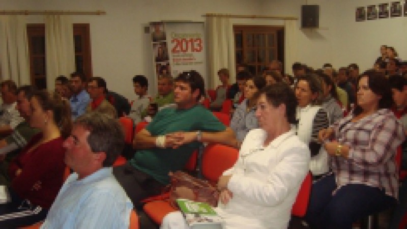 Os municípios de Mampituba e Morrinhos do Sul, no Litoral Norte do Estado, iniciaram, nessa quinta-feira (3), a segunda fase do ciclo de discussões sobre os investimentos na região por meio do Orçamento 2013. As assembleias municipais contaram com