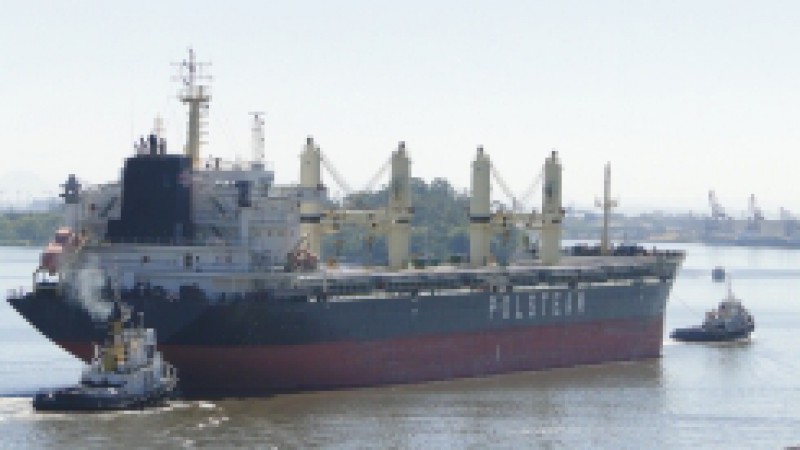 O Navio Pomorze, de bandeira das Bahamas, começa sua operação de descarga neste sábado (31). O cargueiro que veio da cidade de Muga, na Estônia, chegou com 11,3 mil toneladas de matéria-prima para ser utilizada nas indústrias de fertilizantes. Com 189