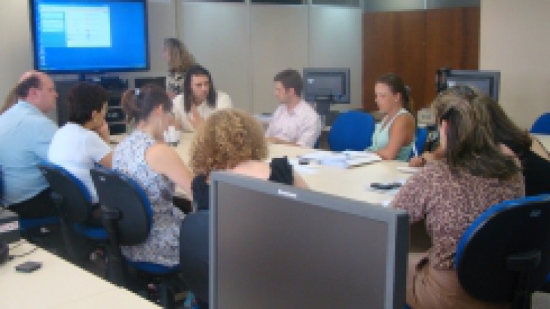 Técnicos do Banco Mundial (BIRD) iniciaram na Secretaria do Planejamento, Gestão e Participação Cidadã, na segunda-feira (9), uma missão de avaliação dos projetos do Programa Pró-Redes (Programa de Retomado do Desenvolvimento). A formulação das propostas