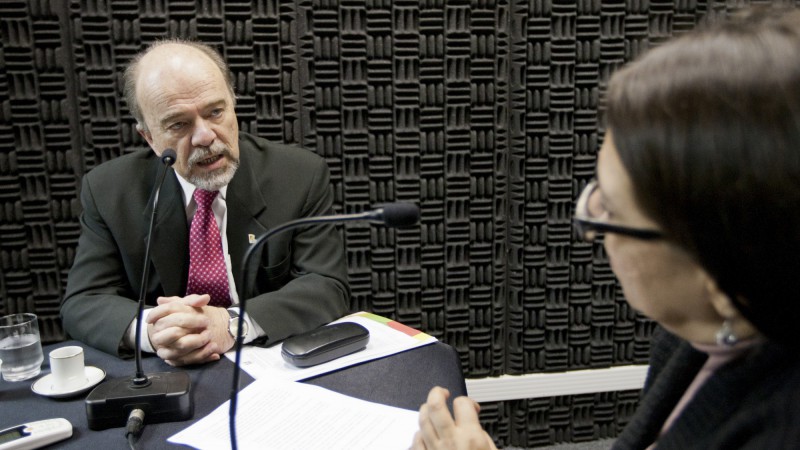04.06.13: Participação do secretário de Segurança Pública, Airton Michels, no Programa RS Sem Fronteiras.