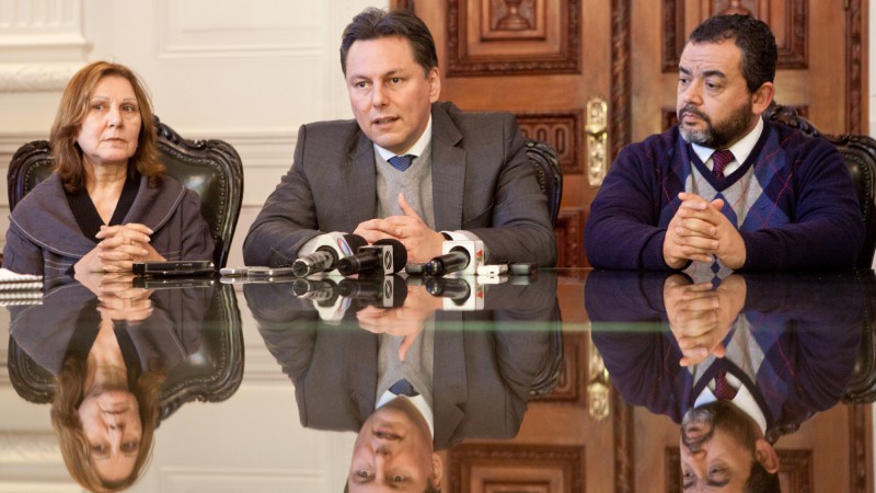 25.09.13: Secretário chefe da Casa Civil, Carlos Pestana, anuncia nome do novo secretário da Infraestrutura e Logística, João Victor Domingues.