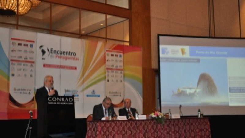 O Porto do Rio Grande participa, nesta quinta-feira (17), do 3º Encontro de Protagonistas Portuários, realizado no Hotel Conrad, em Punta Del Este, no Uruguai. O evento conta com representantes das autoridades portuárias do Brasil, da Argentina e do
