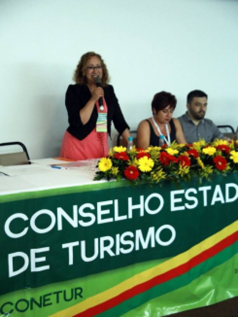 O Conselho Estadual do Turismo reuniu-se nesta segunda-feira (16) para assistir ao Balanço 2014 apresentado pela secretária do Turismo, Abgail Pereira, no Centro de Eventos do Hotel Plaza San Rafael, em Porto Alegre. Entre outros dados de destaque da