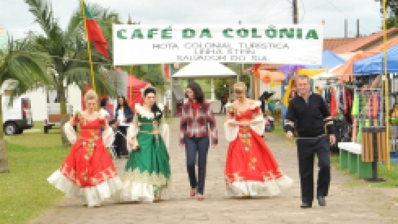 O município de Salvador do Sul programa, entre os dias 13 a 17 de novembro, a 10ª edição da Festa do Turismo (Festur). O evento - organizado pela Prefeitura Municipal, Emater/RS-Ascar e Sindicato dos Trabalhadores Rurais (STR) - ocorre no Parque de