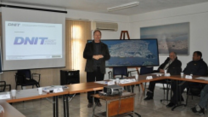 O Conselho de Autoridade Portuária (CAP) do Porto do Rio Grande realizou sua 205ª Reunião Ordinária nesta segunda-feira (22). Entre os temas da reunião esteve o Projeto de Duplicação da BR-392 (Km 0 ao 8) apresentado pela equipe do Departamento Nacional