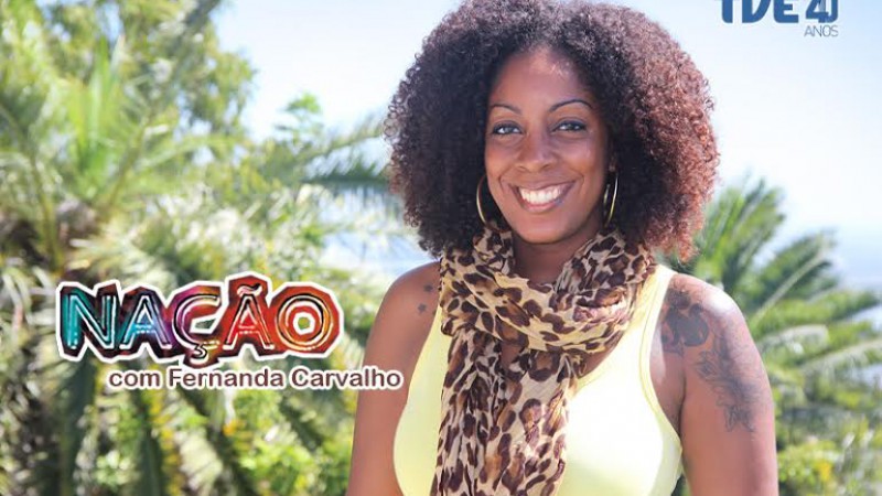 A jornalista Fernanda Carvalho est&aacute; &agrave; frente da terceira temporada