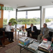 Preocupação das comunidades atingidas pelo Complexo Hidrelétrico Binacional Garabi-Panambi foi tema de reunião entre Tarso