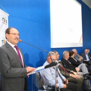 Governador levou ao Vale do Sinos o quarto encontro da Caravana da Transparência, para expor aos gaúchos a situação financeira