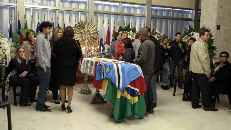 PortoAlegre - RS - Brasil - 10/05/2015 - Corpo do  ex-ministro da Agricultura Mendes Ribeiro Filho é velado na Assembléia Legislativa do Rio Grande do Sul. FOTO: Daniela Barcellos