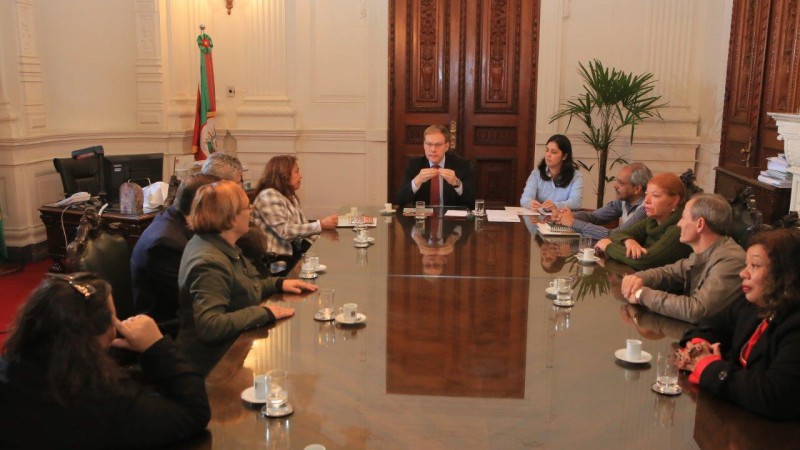 Casa Civil recebe representantes  de servidores p&uacute;blicos estaduais
