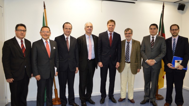 Estudo vai avaliar construção de gasoduto ligando cinco países