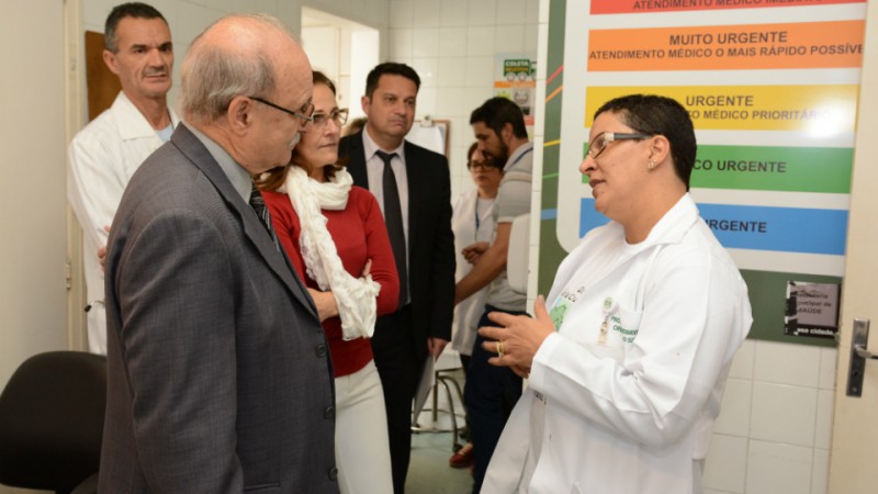 secretário conversou com os funcionários do local e conheceu de perto a estrutura do posto de pronto atendimento