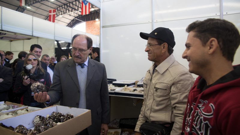 SOLEDADE, RS, BRASIL 28.04.2016: O governador José Ivo Sartori participou, nesta quinta-feira (28), da solenidade de abertura da Exposol 2016 - Feira Internacional, no município de Soledade. A exposição é considerada a maior Feira de Joias e Pedras