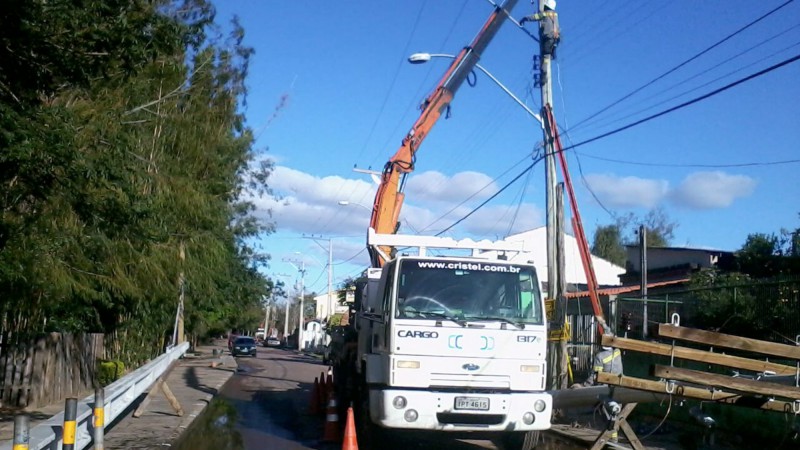 Obras da CEEE na Ilha da Pintada