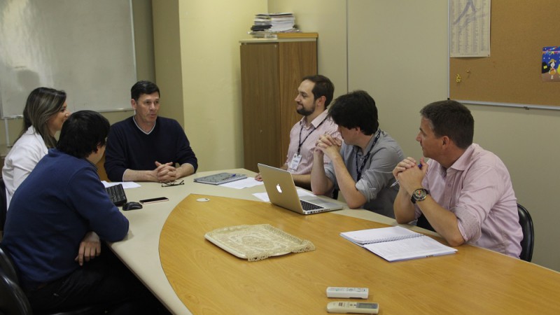 Visita de integrantes do governo do Paran&aacute;