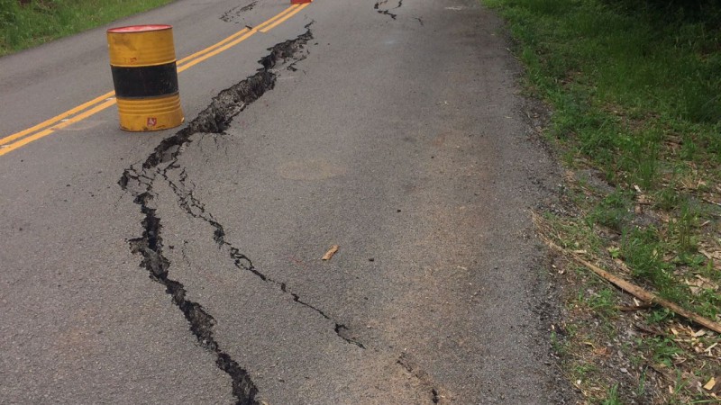 VRS-826 está bloqueada no km 9,2 entre Farroupilha e Alto Feliz