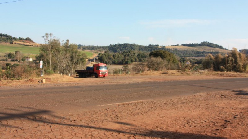 Serão retomadas as obras do trevo da ERS-323 entre Rodeio Bonito e Pinhal