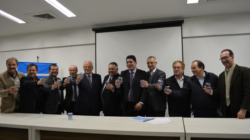 Implantação do sistema de esgoto sanitário em SM