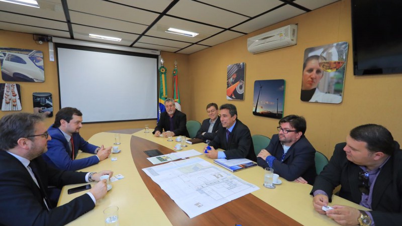 A previsão é de que a linha Porto Alegre - Barra do Ribeiro comece a operar em fevereiro de 2018