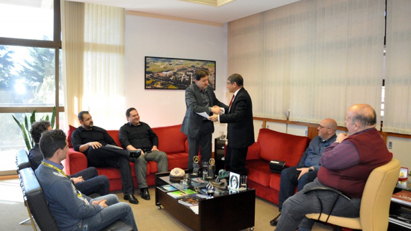 CEEE e universidade de Passo Fundo