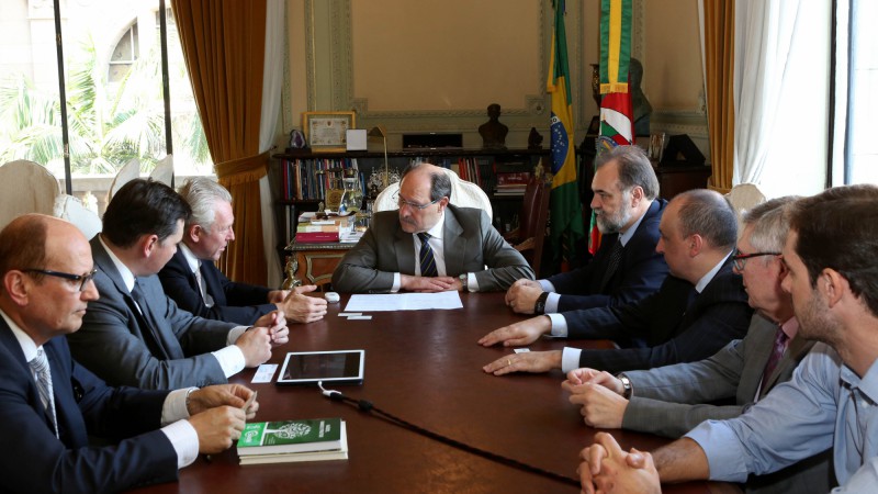 O projeto Prado Bairro-Cidade foi apresentado ao governador José Ivo Sartori e a secretários de Estado