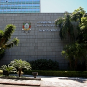 O RS trabalha para aderir ao RRF. A Assembleia Legislativa votar&aacute; a ades&atilde;o em convoca&ccedil;&atilde;o extraordin&aacute;ria, na pr&oacute;xima semana
