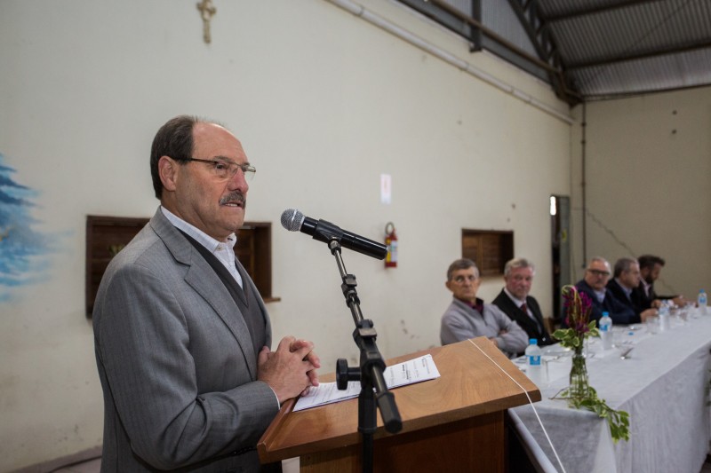 Para Sartori, entregas melhoram escoamento da produção, estimulam turismo e elevam autoestima da comunidade