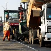 IJUÍ, RS, BRASIL 22.06.2018: O governador José Ivo Sartori vistoriou as obras de restauração da ERS-155, em Ijuí, nesta sexta-feira (22). A estrada é um dos principais corredores rodoviários da Região Noroeste do Rio Grande do Sul. Ao todo, o governo gaúc