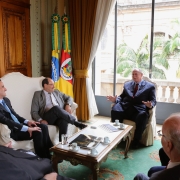 PORTO ALEGRE, RS, BRASIL 27.11.2018: O governo do Estado assinou, nesta terça-feira, 27, o contrato de captação de recursos entre o Banco Regional de Desenvolvimento do Extremo Sul (BRDE) e o Banco Europeu de Investimento, no Palácio Piratini. São 80 milh