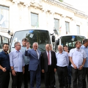 PORTO ALEGRE, RS,BRASIL 14.12.2018: O governador José Ivo Sartori e o ministro do Desenvolvimento Social, Alberto Beltrame, entregaram, nesta sexta-feira (14), 37 carros e 45 micro-ônibus para a Rede de Proteção Social Básica e Especial do Sistema Único d