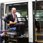 PORTO ALEGRE, RS,BRASIL 14.12.2018: O governador José Ivo Sartori e o ministro do Desenvolvimento Social, Alberto Beltrame, entregaram, nesta sexta-feira (14), 37 carros e 45 micro-ônibus para a Rede de Proteção Social Básica e Especial do Sistema Único d